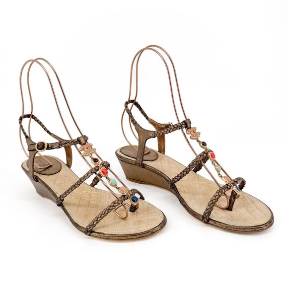 Chanel CC Gem Chain T-Strap Gold Quilted Leather Wedge Sandals Size 40 US 9-9.5 - Picture 1 of 14